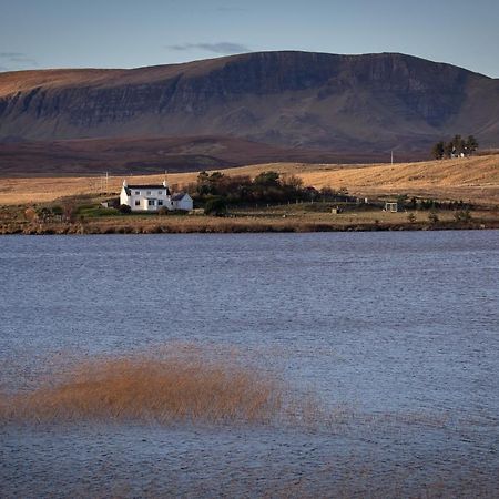 Lochside Villa Стафин Екстериор снимка